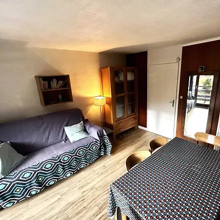 Les Menuires : 2 Pieces, 6 Pers, Balcon Sud, Au Pied Des Pistes - Fr-1-452-208 * Saint-Martin-de-Belleville